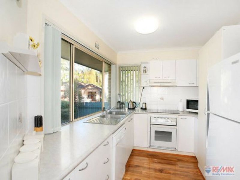 Photo - Unit 2 / 1 Elanda Court, Kuluin QLD 4558 - Image 6