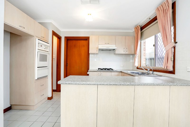 Photo - Unit 2, 1 Johnstone Street, Glengowrie SA 5044 - Image 5