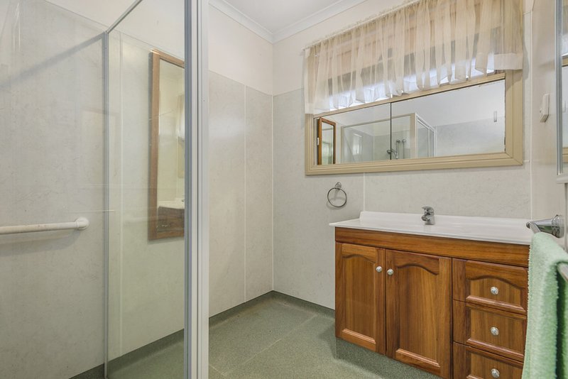 Photo - Unit 2, 1939 Mt Macedon Road, Woodend VIC 3442 - Image 6