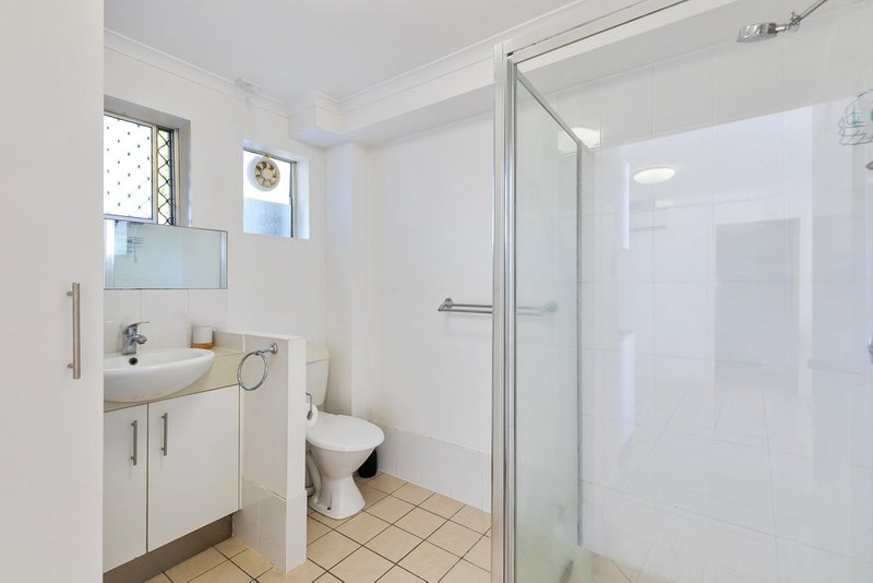 Photo - Unit 2 78 Hilton Terrace, Noosaville QLD 4566 - Image 6