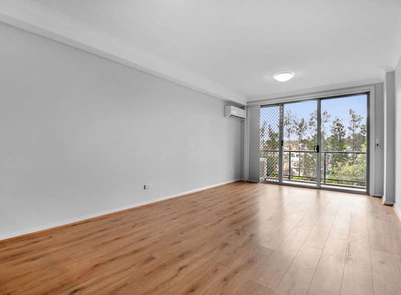 Unit 202/8D Myrtle Street, Prospect NSW 2148