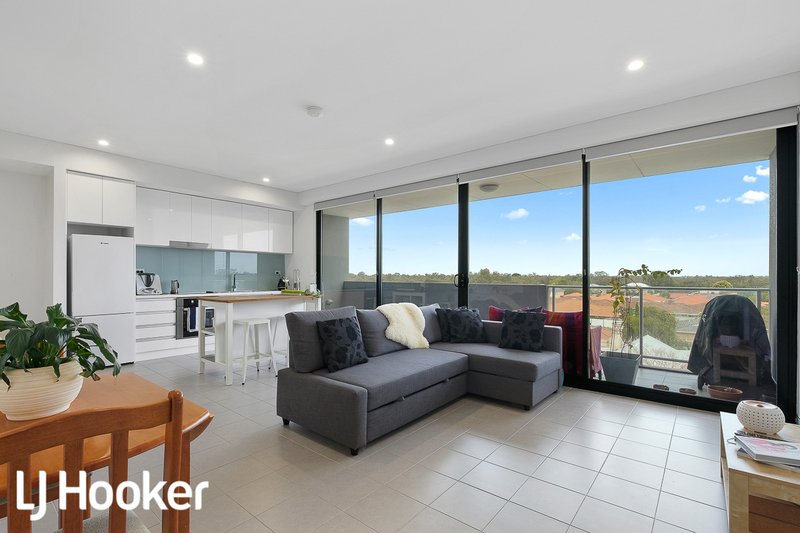 Photo - Unit 20/47 Carden Drive, Cannington WA 6107 - Image 2