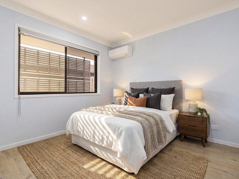 Photo - Unit 20/8 Spinnaker , Sandstone Point QLD 4511 - Image 22