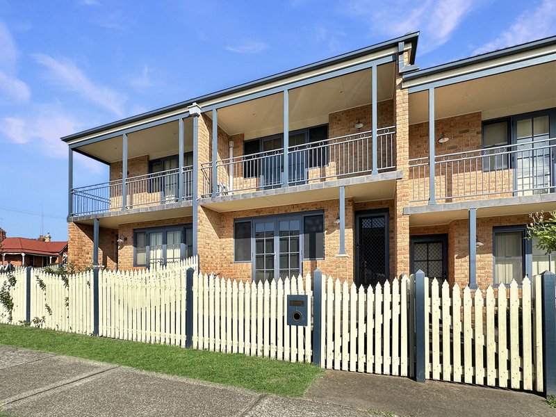 Unit 2/1-3 Glebe Ave , Goulburn NSW 2580