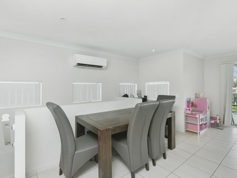 Photo - Unit 2/1 Alvey Court, Mudgeeraba QLD 4213 - Image 6