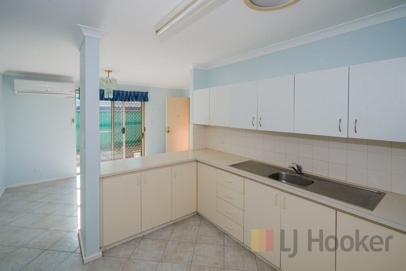 Photo - Unit 2/10 Mardo Avenue, Australind WA 6233 - Image 4