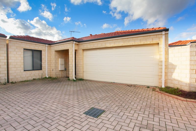 Photo - Unit 2/104 Station Street, East Cannington WA 6107 - Image 8