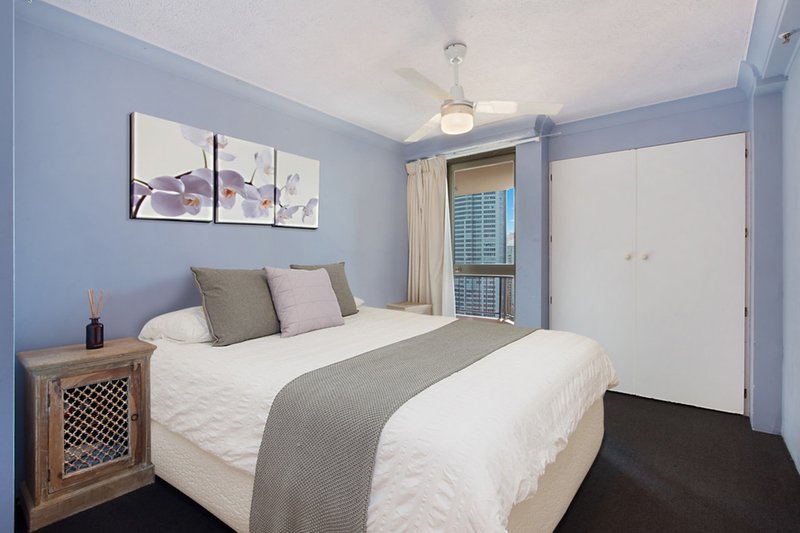 Photo - Unit 2104 'Surfers Century' 5 Enderley Avenue, Surfers Paradise QLD 4217 - Image 8