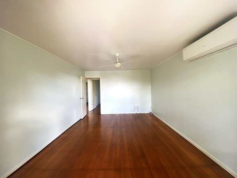 Photo - Unit 2/110 Railway , Gatton QLD 4343 - Image 4