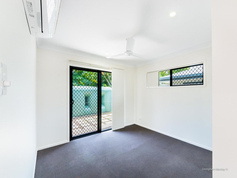 Photo - Unit 2/12 Kierra Drive, Andergrove QLD 4740 - Image 9