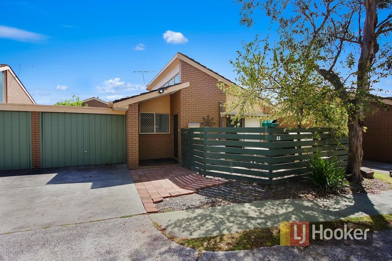 Photo - Unit 21/22 Somerville Road, Hampton Park VIC 3976 - Image 1