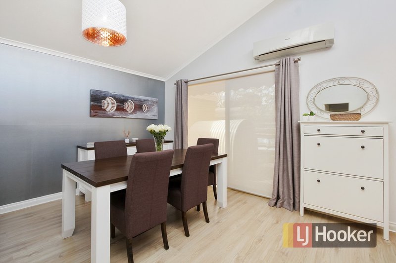 Photo - Unit 21/22 Somerville Road, Hampton Park VIC 3976 - Image 6