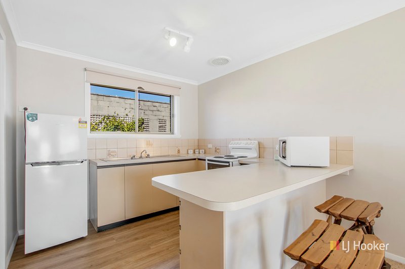 Photo - Unit 2/139 Gunn Street, Devonport TAS 7310 - Image 2