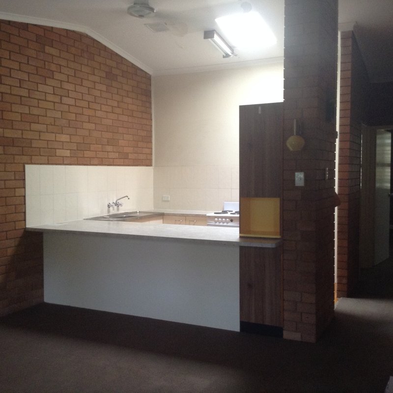 Photo - Unit 2/14 Lower King St , Caboolture QLD 4510 - Image