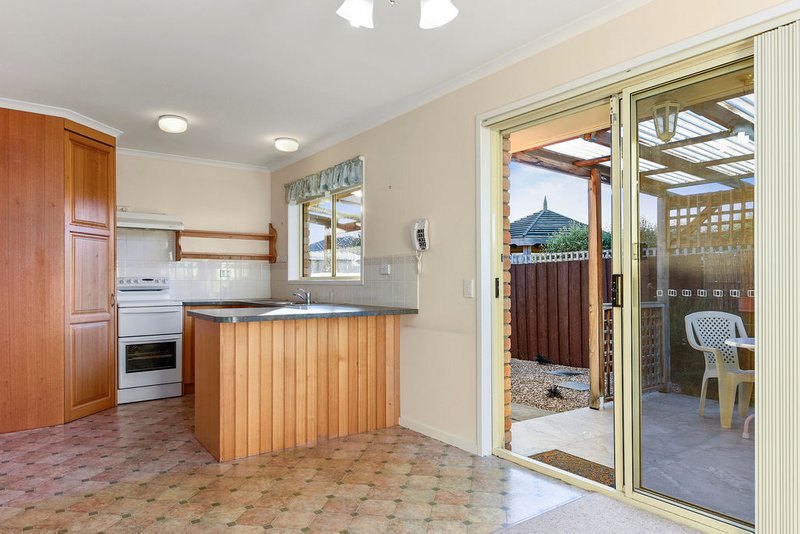 Photo - Unit 2/14 Pollock Place, Sorell TAS 7172 - Image 5