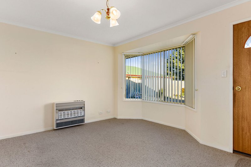 Photo - Unit 2/14 Pollock Place, Sorell TAS 7172 - Image 10