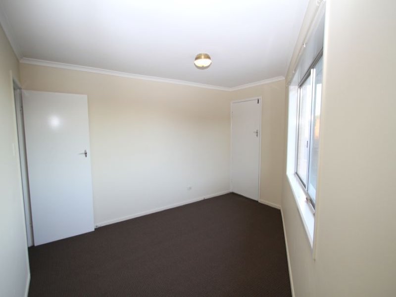 Photo - Unit 2/14 Tora Street, Macgregor QLD 4109 - Image 6