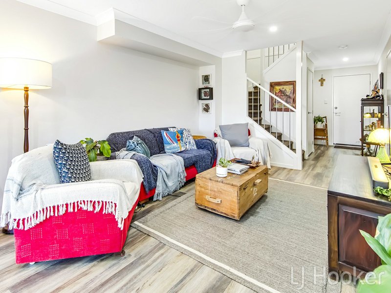 Photo - Unit 2/1499 Wynnum Road, Tingalpa QLD 4173 - Image 4