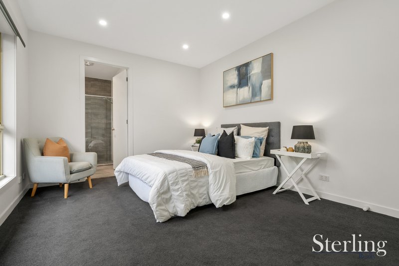 Photo - Unit 2/15 Gordon Street, Tullamarine VIC 3043 - Image 9