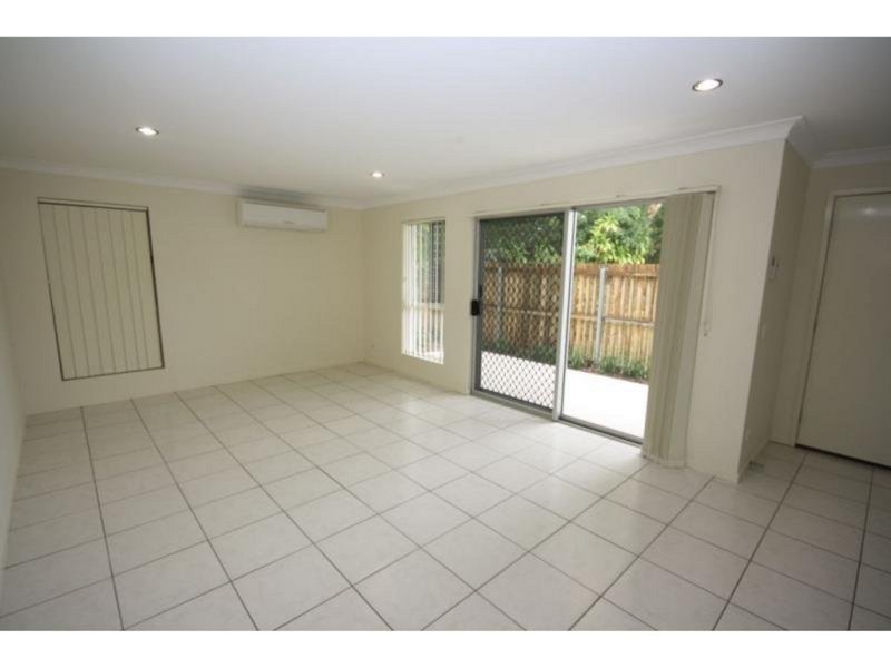 Photo - Unit 2/15 Lane Street, Clontarf QLD 4019 - Image 4