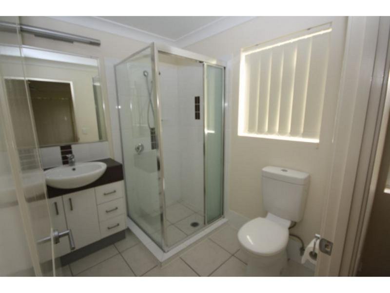 Photo - Unit 2/15 Lane Street, Clontarf QLD 4019 - Image 7