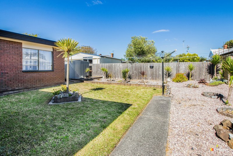 Photo - Unit 2/15 Park Street, Wynyard TAS 7325 - Image 3