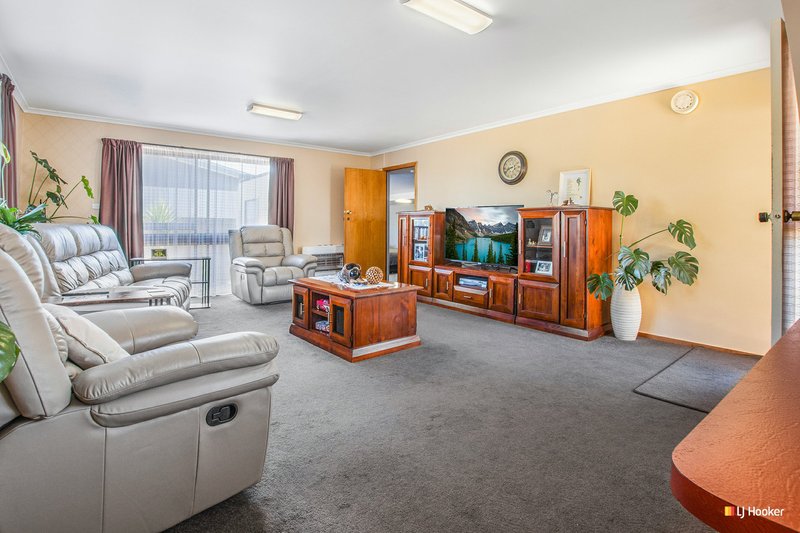 Photo - Unit 2/15 Park Street, Wynyard TAS 7325 - Image 4