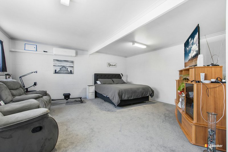 Photo - Unit 2/15 Park Street, Wynyard TAS 7325 - Image 7