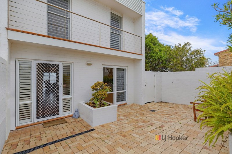 Photo - Unit 2/17 Moss Avenue, Toukley NSW 2263 - Image 3