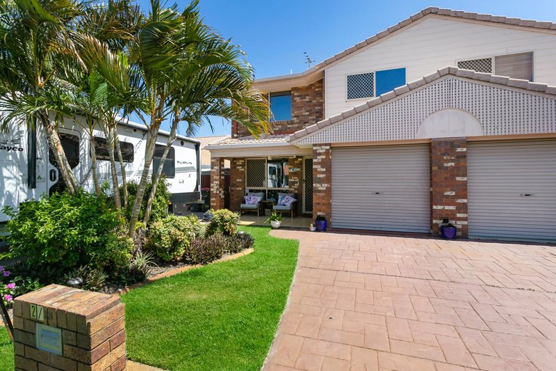 Photo - Unit 2/18 Hoya Crescent, Bongaree QLD 4507 - Image 3