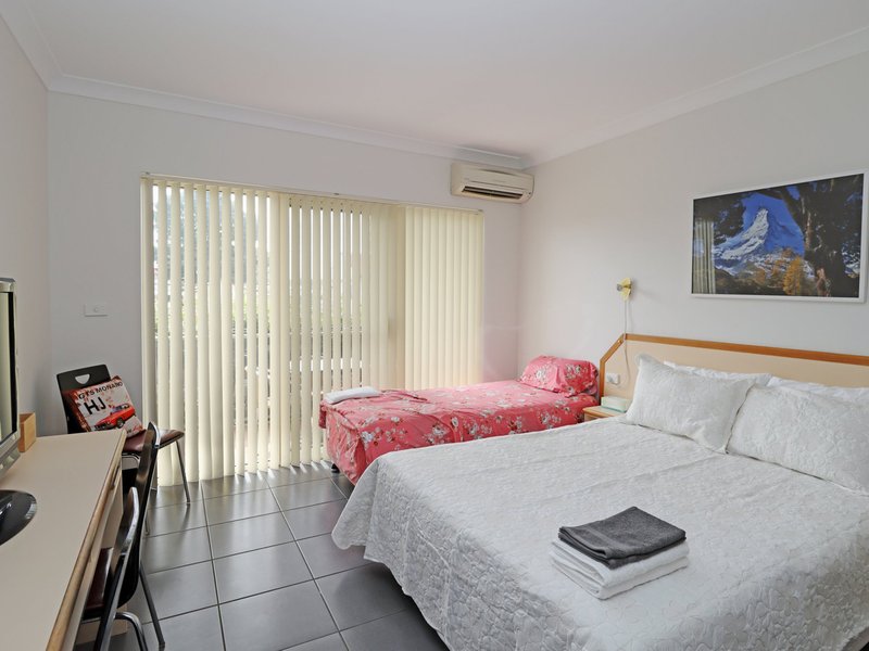 Unit 2/185 Jacobs Drive, Sussex Inlet NSW 2540