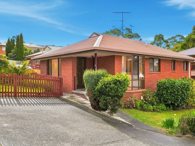 Photo - Unit 2/19 Opal Drive, Blackmans Bay TAS 7052 - Image 1