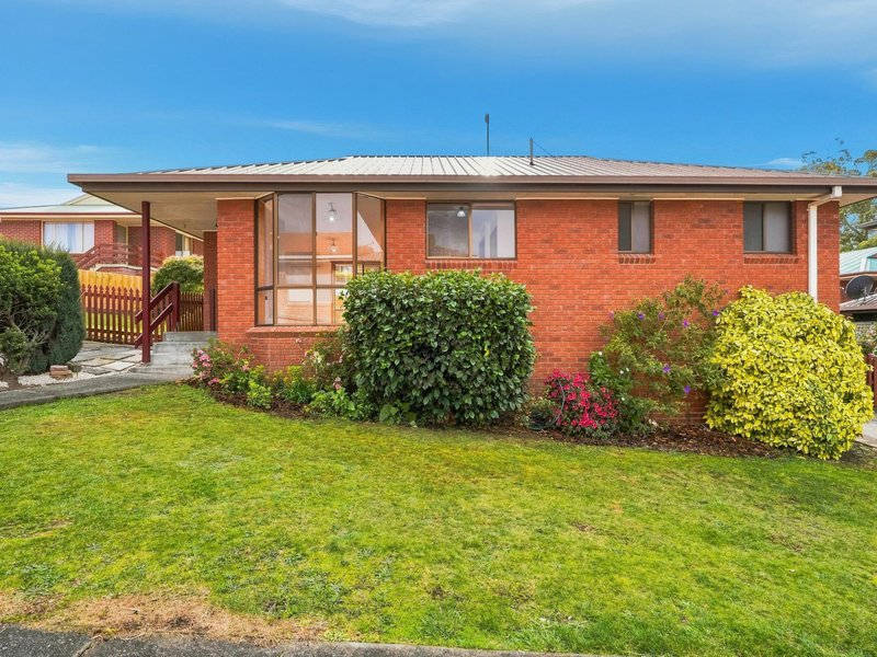 Photo - Unit 2/19 Opal Drive, Blackmans Bay TAS 7052 - Image 2
