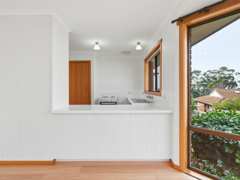 Photo - Unit 2/19 Opal Drive, Blackmans Bay TAS 7052 - Image 6
