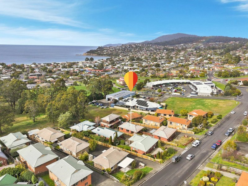 Photo - Unit 2/19 Opal Drive, Blackmans Bay TAS 7052 - Image 18