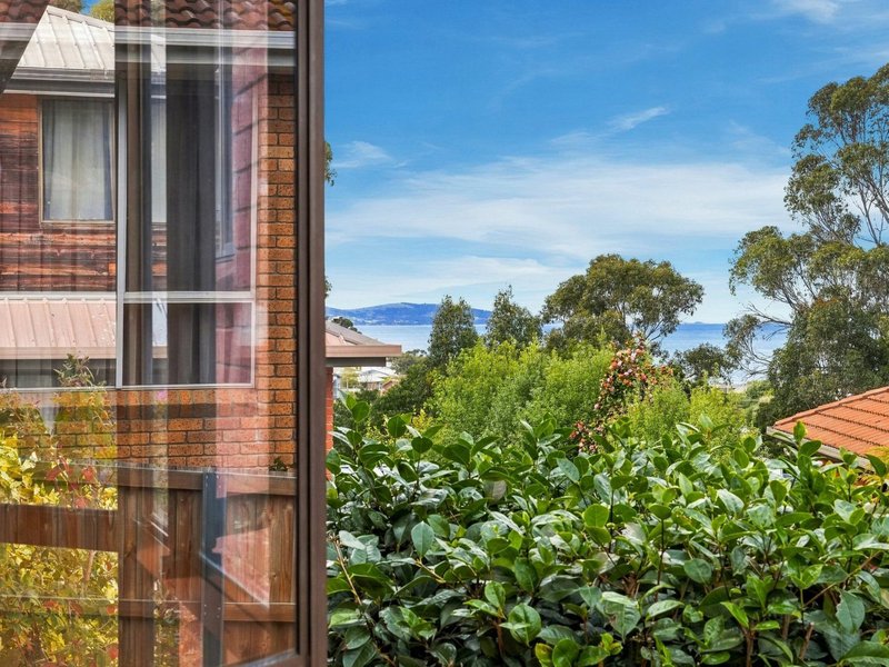 Photo - Unit 2/19 Opal Drive, Blackmans Bay TAS 7052 - Image 25