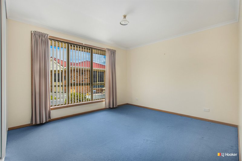 Photo - Unit 2/19 Plummer Court, Somerset TAS 7322 - Image 6