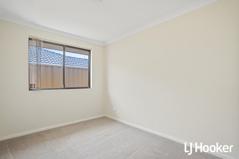 Photo - Unit 2/197 Welshpool Road, Queens Park WA 6107 - Image 2