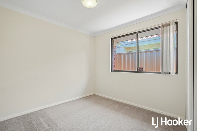 Photo - Unit 2/197 Welshpool Road, Queens Park WA 6107 - Image 3