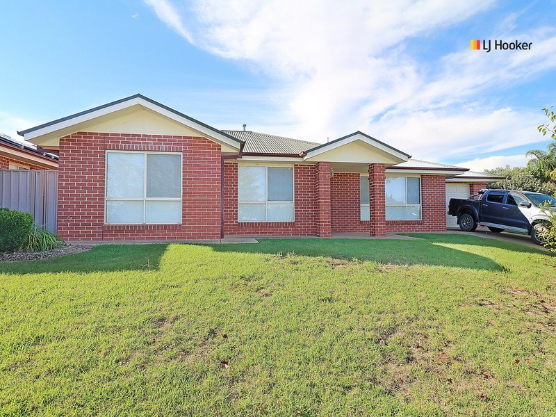 Unit 2/2 Madin Place, Estella NSW 2650