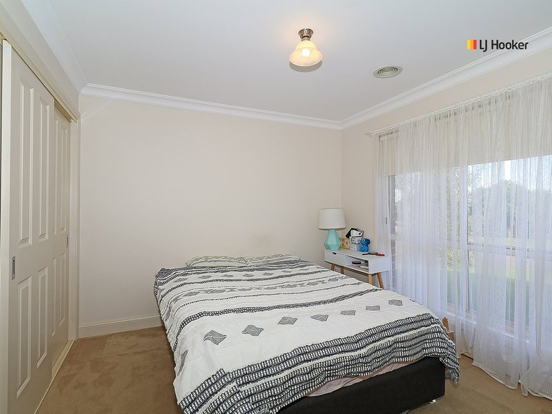 Photo - Unit 2/2 Madin Place, Estella NSW 2650 - Image 6