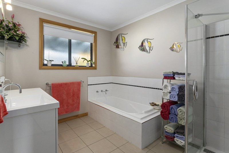 Photo - Unit 2/2 Trevally Court, Kingston TAS 7050 - Image 10