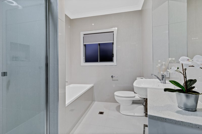 Photo - Unit 2/20 Box Street, Buderim QLD 4556 - Image 12