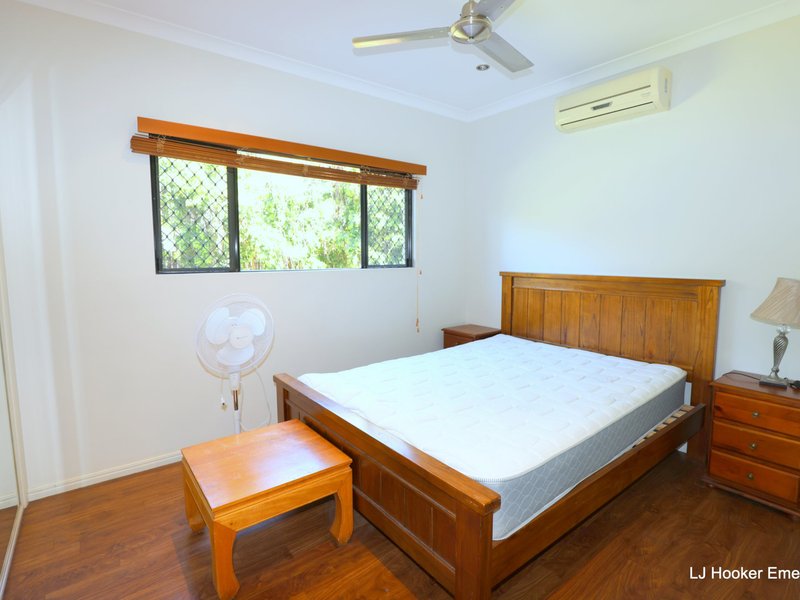 Photo - Unit 2/20 Riverview Street, Emerald QLD 4720 - Image 11