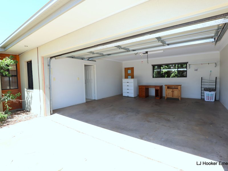 Photo - Unit 2/20 Riverview Street, Emerald QLD 4720 - Image 15