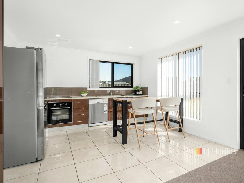 Photo - Unit 2/207 Last Street, Latrobe TAS 7307 - Image 3