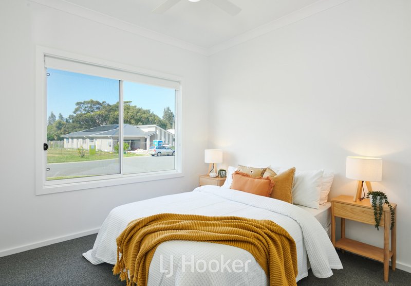 Photo - Unit 2/21 Shores Crescent, Diamond Beach NSW 2430 - Image 11