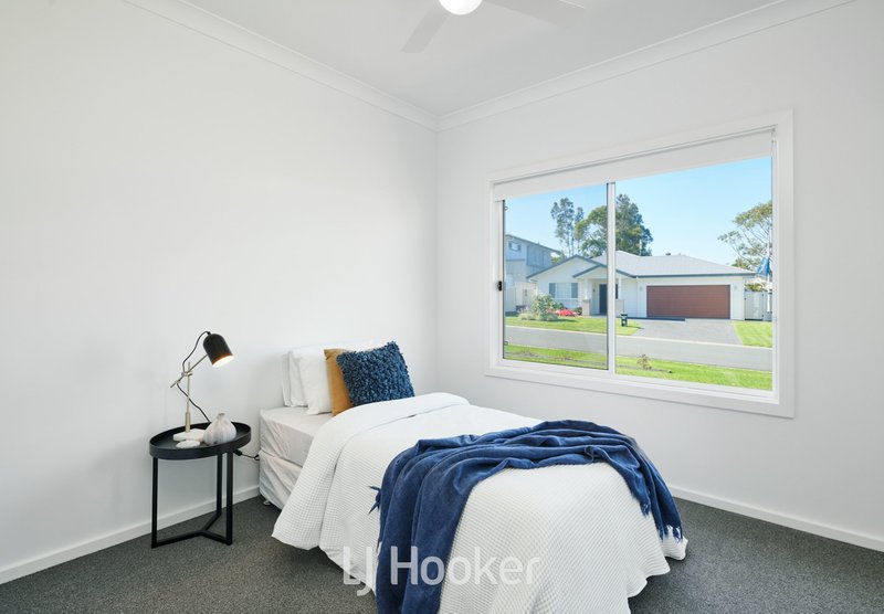 Photo - Unit 2/21 Shores Crescent, Diamond Beach NSW 2430 - Image 13