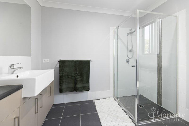 Photo - Unit 22/15 Ashley Court, Kallangur QLD 4503 - Image 9