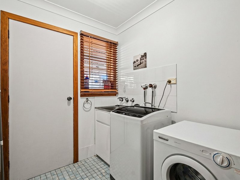 Photo - Unit 2/22 Orana Crescent, Taree NSW 2430 - Image 13
